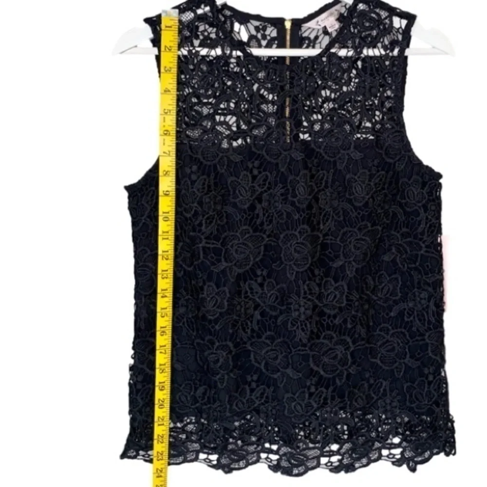 NANETTE LEPORE Lace Mockneck Top Sleeveless Very Black Lined Women Size S NWT